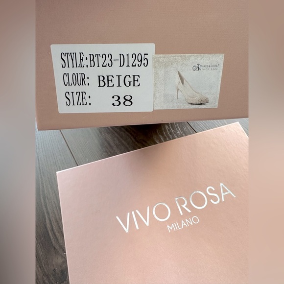 Vivo Rosa Milano Mesh Heel Pumps with Rhinestones - 38 - Picture 6 of 8